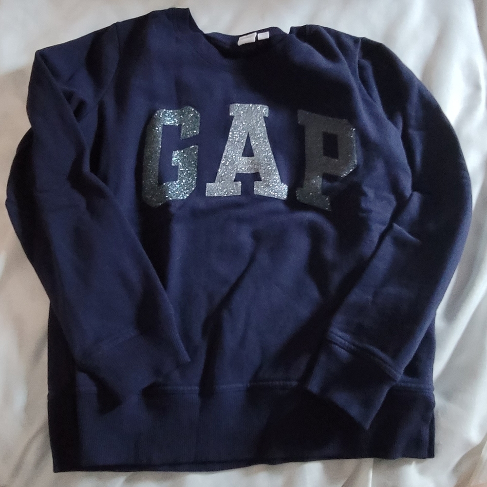 GAP sweater